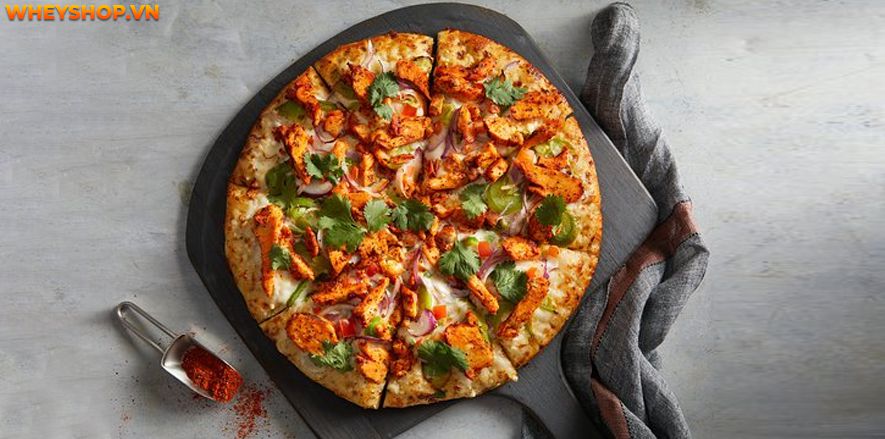 Nếu bạn đang băn khoăn Pizza bao nhiêu calo và ăn Pizza có mập không thì hãy cùng WheyShop tham khảo giải đáp chi tiết qua bài viết...