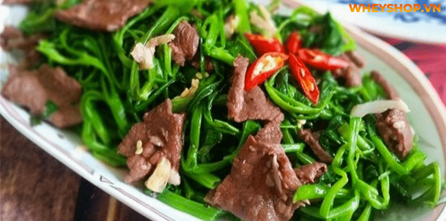 Rau muống là loại rau rất quen thuộc với chúng ta nhưng không phải ai cũng biết tác dụng cũng như lượng calo mà nó chứa. Vậy rau muống bao nhiêu calo ? Bài...