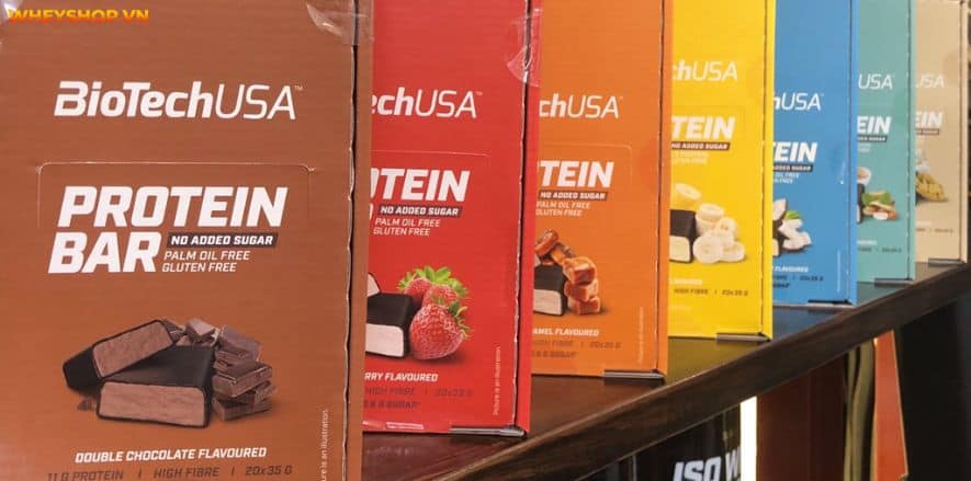 Biotech Protein Bar có dạng thanh như bánh xốp, nhưng hàm lượng protein cao. Cùng WheyShop review đánh giá bánh protein Biotech Protein Bar có tốt không...