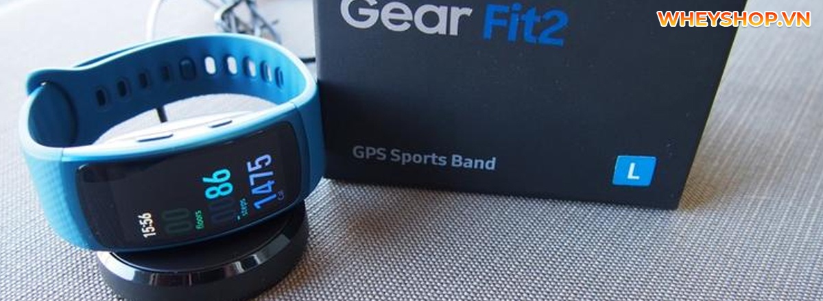 Vòng đeo tay thông minh là phụ kiện hỗ trợ việc tập luyện, chơi thể thao hàng đầu. Tìm hiểu ngay top 5 vòng đeo tay đáng sử dụng nhất 2021 ...