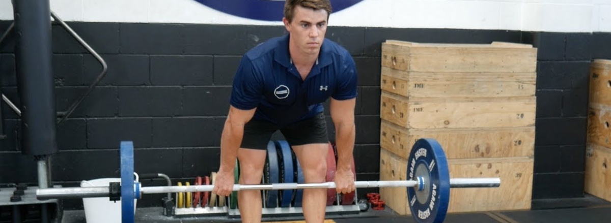 Romanian Deadlift là một trong những bài tập hàng đầu đối với người tập gym, mang tới lợi ích phát triển đùi sau, cơ mông và đốt cháy calo giảm mỡ hiệu quả ...