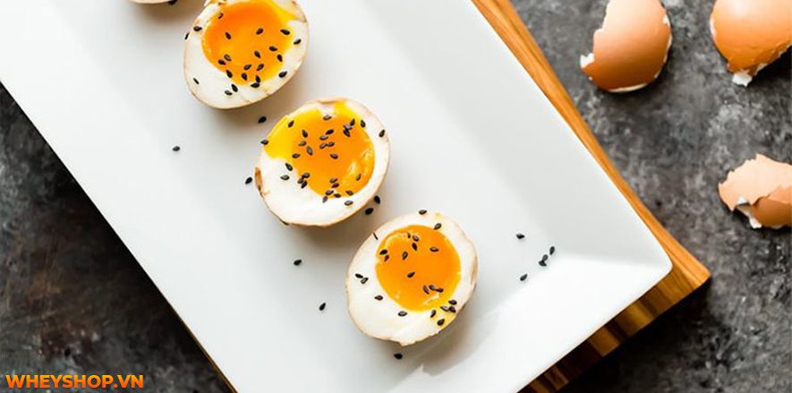 Trứng là thực phẩm hằng ngày mà chúng ta sử dụng nhưng 1 quả trứng gà bao nhiêu calo? bạn có biết không? Để tìm ra câu trả lời  hãy cùng WheyShop phân tích nhé!