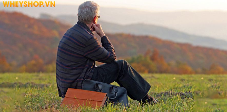 Suy nghĩ tích cực là gì? Làm thế nào để thay đổi suy nghĩ tiêu cực trở nên tích cực hơn trong công việc, cuộc sống. Hãy cùng WheyShop tham khảo chi tiết...