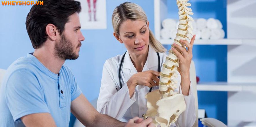 Rất nhiều người đặc biệt là người mới tập thường tập squat bị đau lưng. Vậy tình trạng này có nguy hiểm không? Lý do tại sao? Cùng WheyShop tìm hiểu...