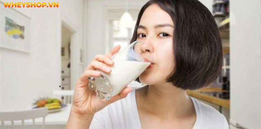 Vòng 1 căng đầy là một trong những yếu tố giúp phái đẹp trông quyến rũ hơn. Cùng WheyShop hướng dẫn 10+ cách làm tăng vòng 1 cấp tốc của người Nhật...