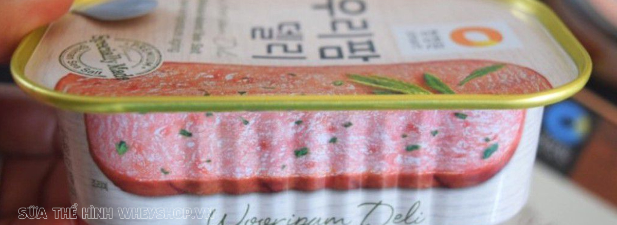 top 25 thuc pham ban can tranh xa gia giam can thit dong hop