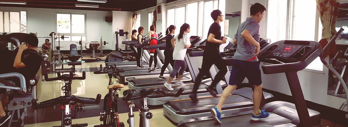 Tổng hợp danh sách 30 phòng gym, phòng tập gym gần đây xịn nhất quanh Hà Nội để bạn có thêm lựa chọn tập luyện tiện lợi, phù hợp với nhu cầu bản thân nhé ...