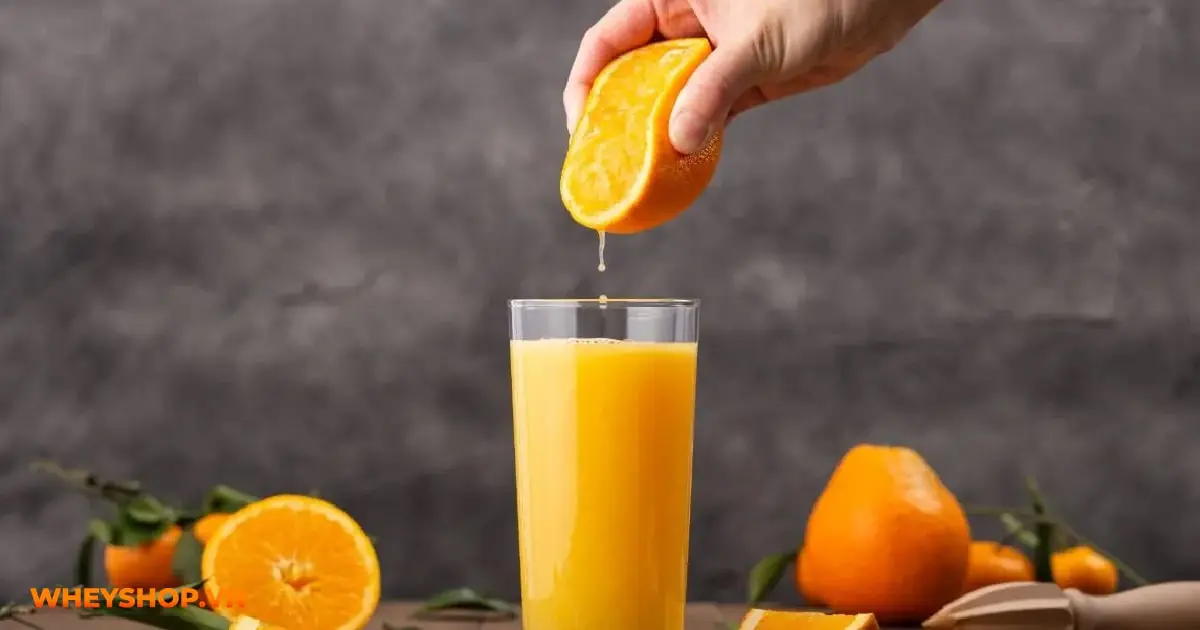 uong-nuoc-cam-co-giam-can-khong-01-min