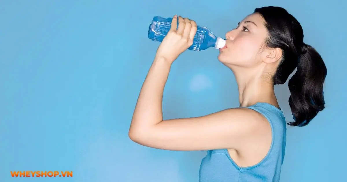 uong-nuoc-nhieu-co-map-khong-04-min