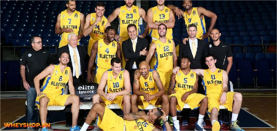 Những người mới chơi bóng rổ chắc chắn sẽ tò mò về đội hình và vị trí chơi bóng rổ. Trong bài viết này, hãy cùng WheyShop tìm hiểu về 6 vị trí trong bóng rổ...