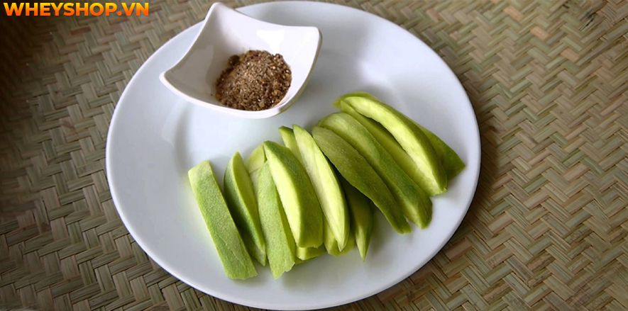 Xoài chua là một loại trái cây phổ biến tại Việt Nam, xoài là một loại trái cây được nhiều người biết đến với nhiều loại khác nhau. Khi còn xanh, x oài chua...