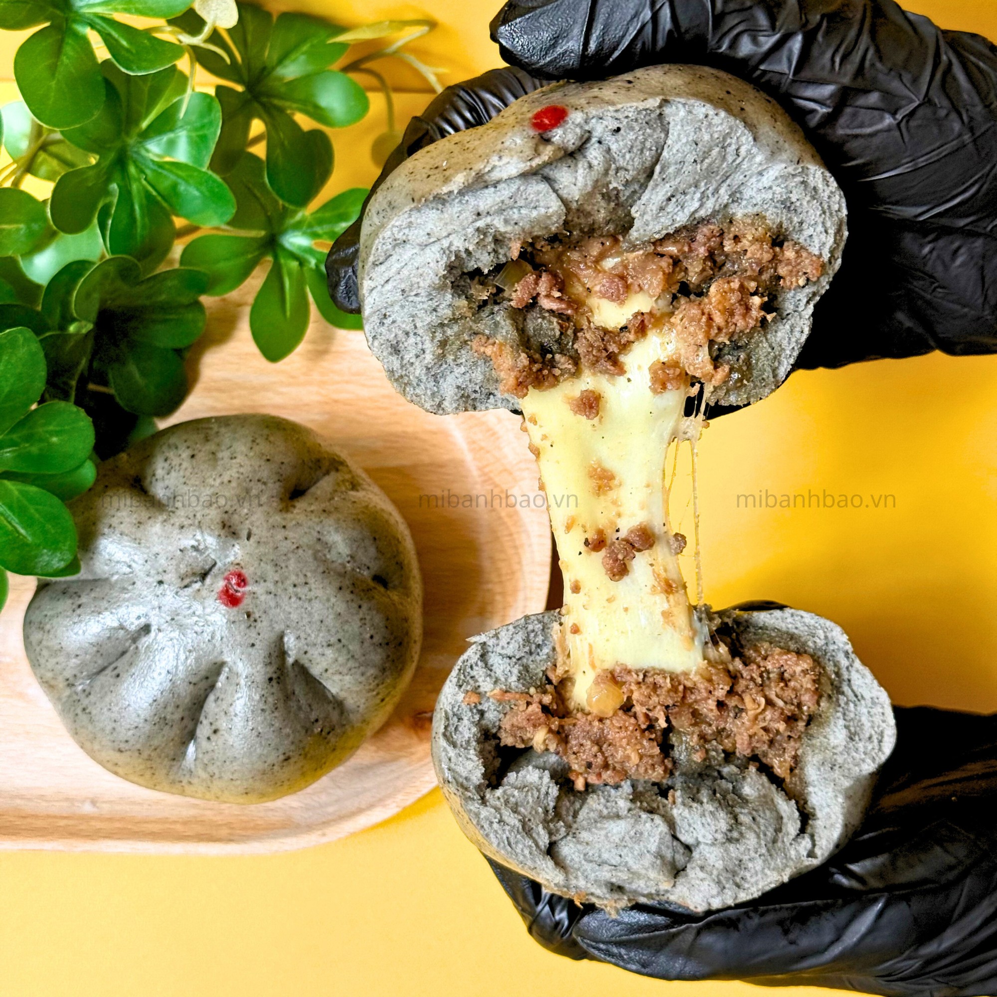 Bò Xốt Tiêu Mè Đen