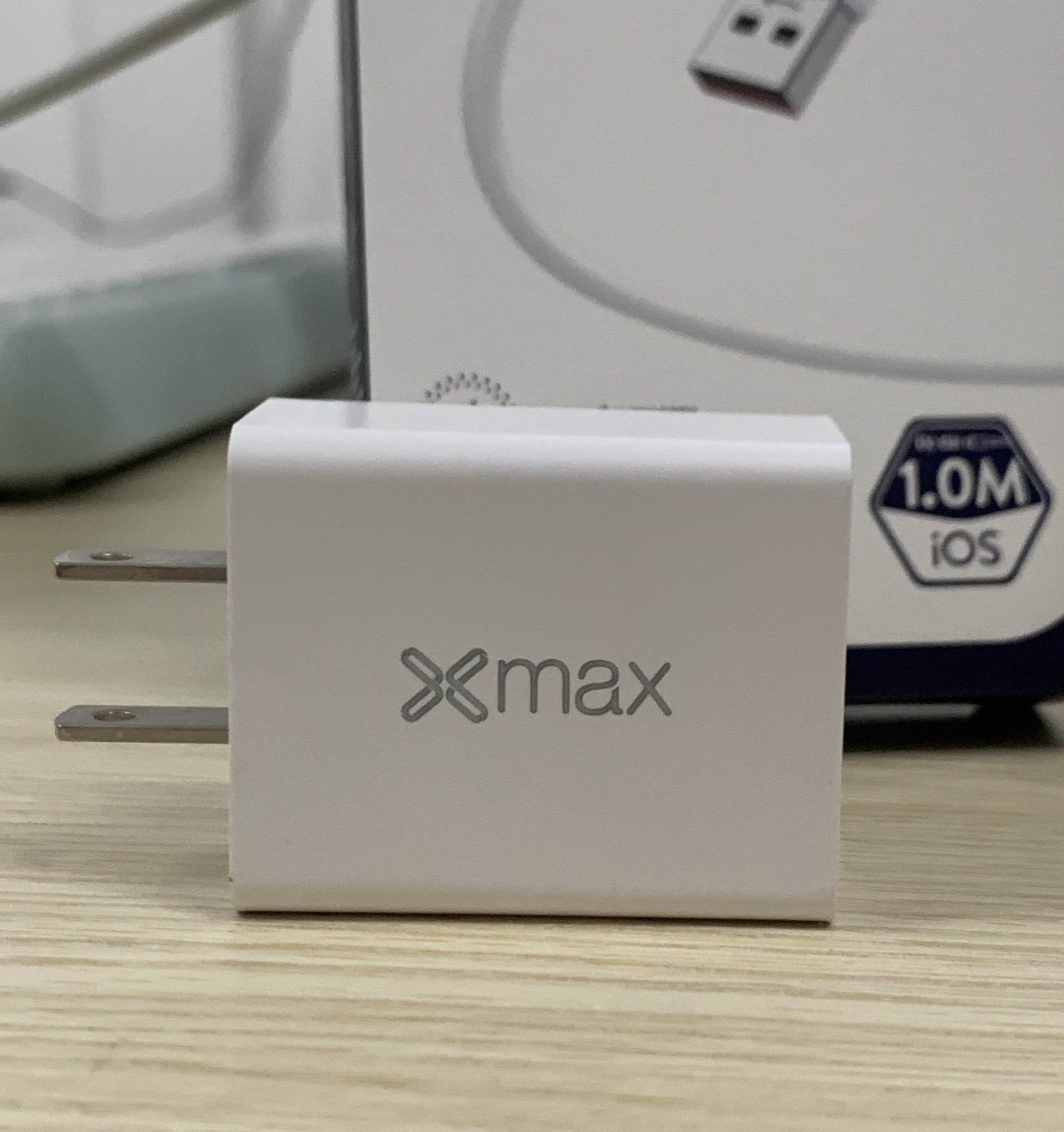Củ sạc đa năng 2 cổng USB 2.4A Xmax XW01
