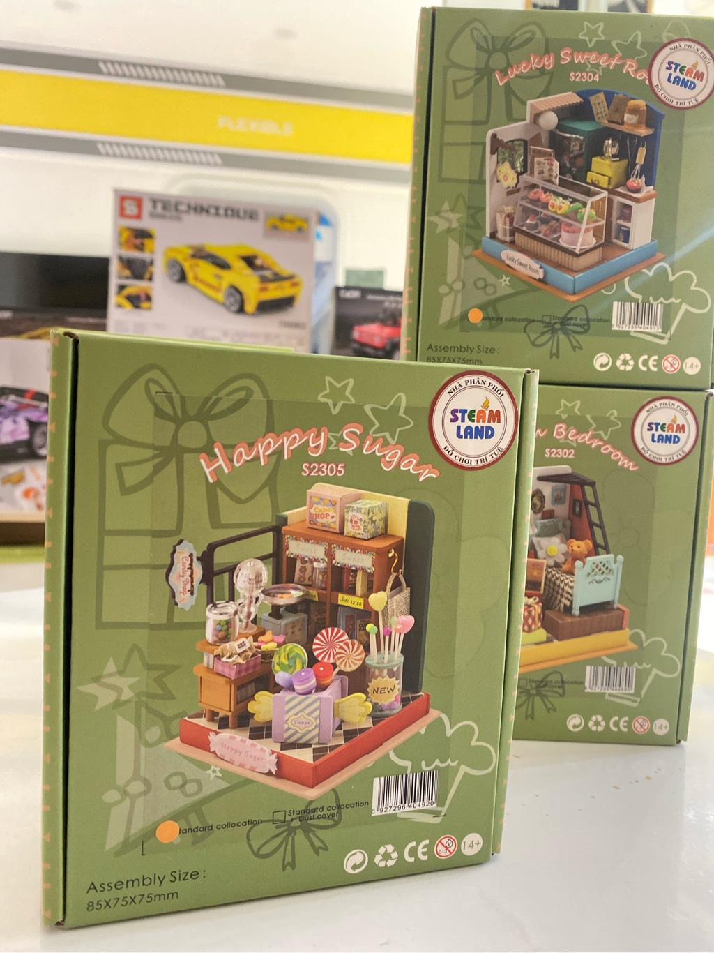 Bộ Đồ Chơi Sáng Tạo DIY Mô Hình Thu Nhỏ Cửa Hàng Kẹo - HONGDA S2305