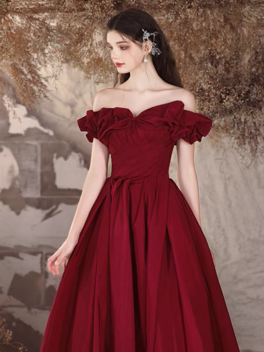 Red evening gown for party R4060
