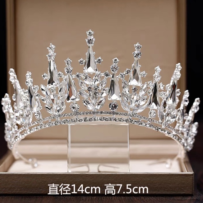 Princess tiara , birthday, bride M102