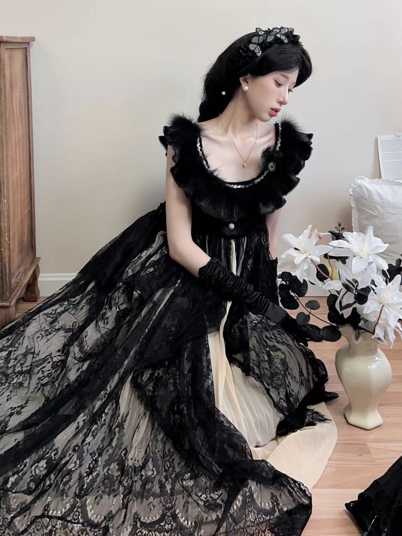 ( Out of Stock) Light on shoulder X Tcutey