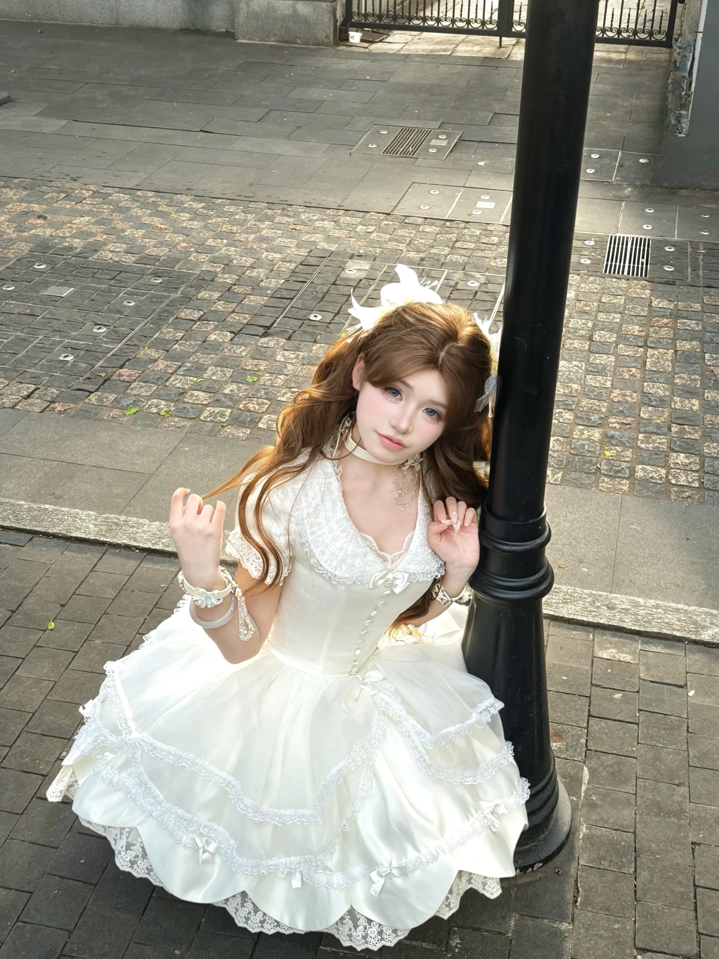 Pure white retro style dress 