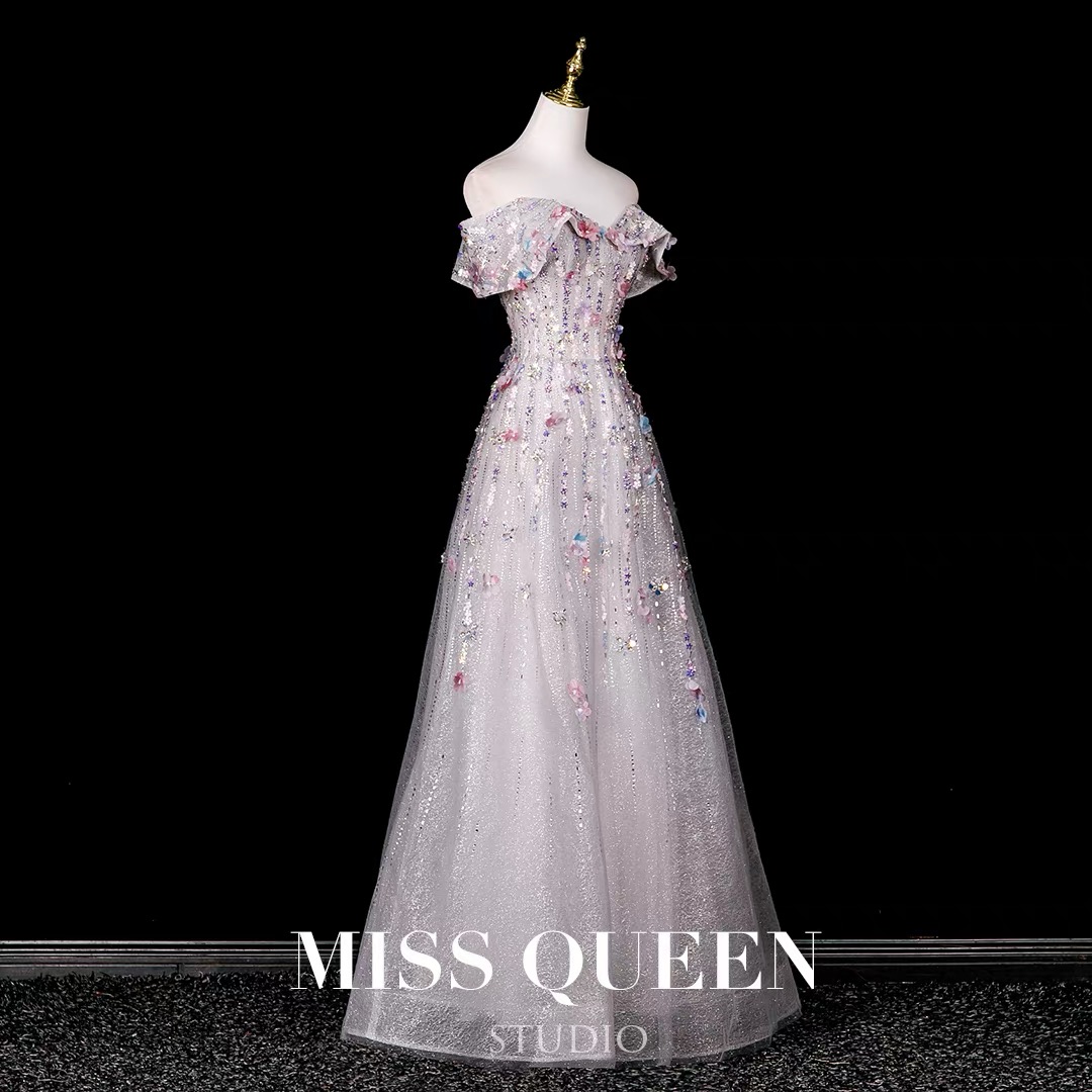 Elegant evening dresses, delicate and gentle wedding dresses, belonging to the high-end luxury segment MQ80
