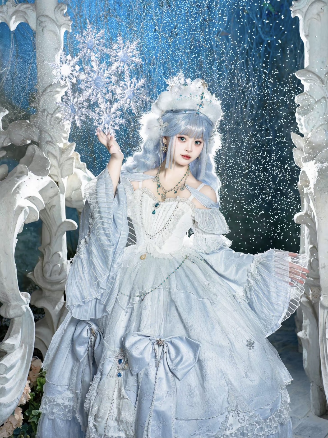 ( Stop Selling ) The Throne of Snow X Bramble Rose