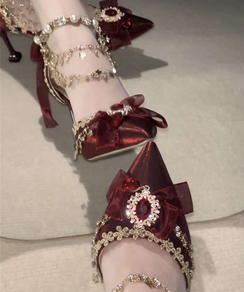( Pre Order 15 - 30 days ) Red glitter shoes X Qimeng