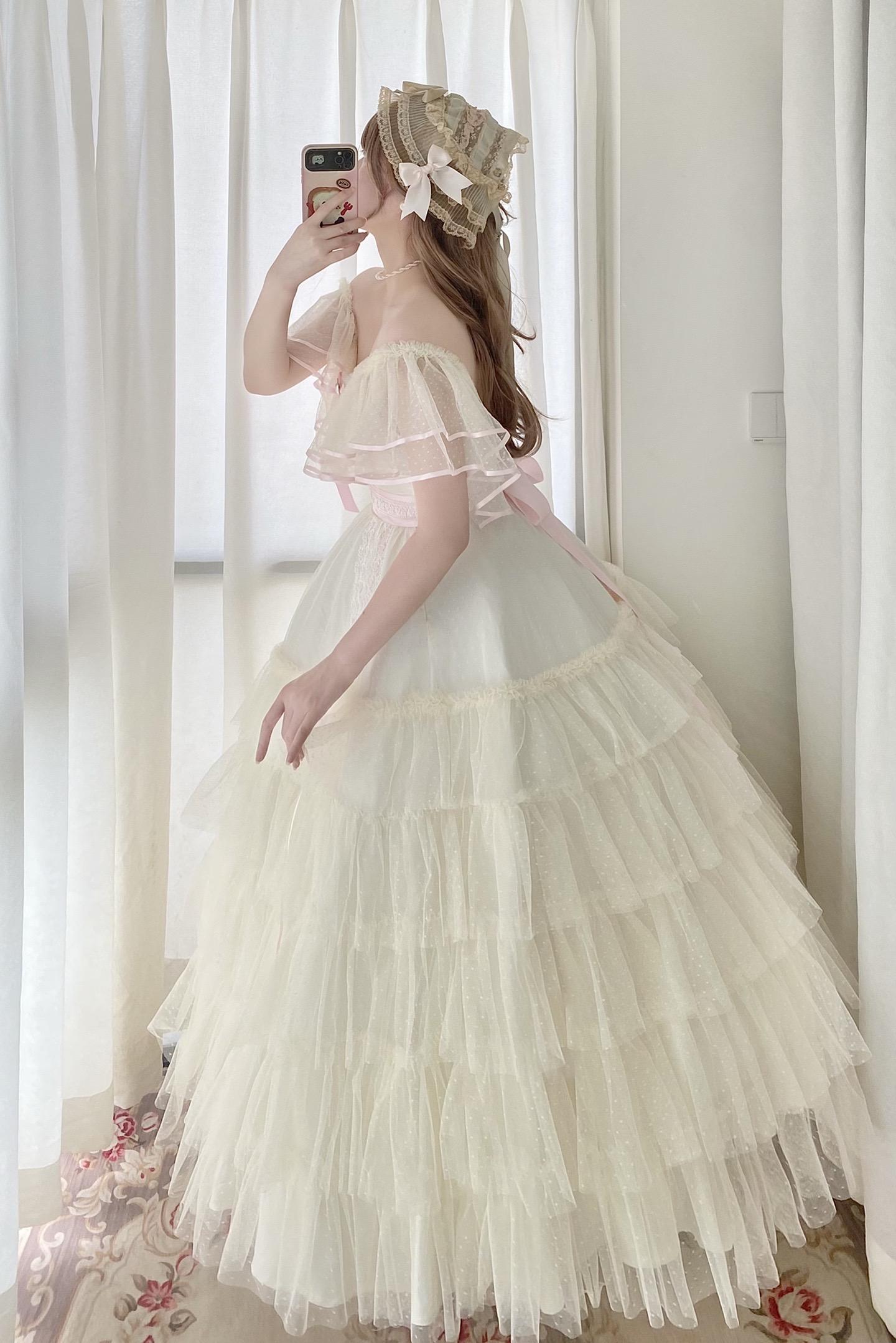 ( Stop Selling ) Rococo champagne X Hezi's family has a cat
