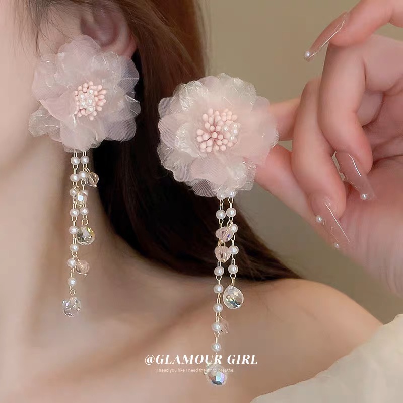 Fake flower earrings and necklace set