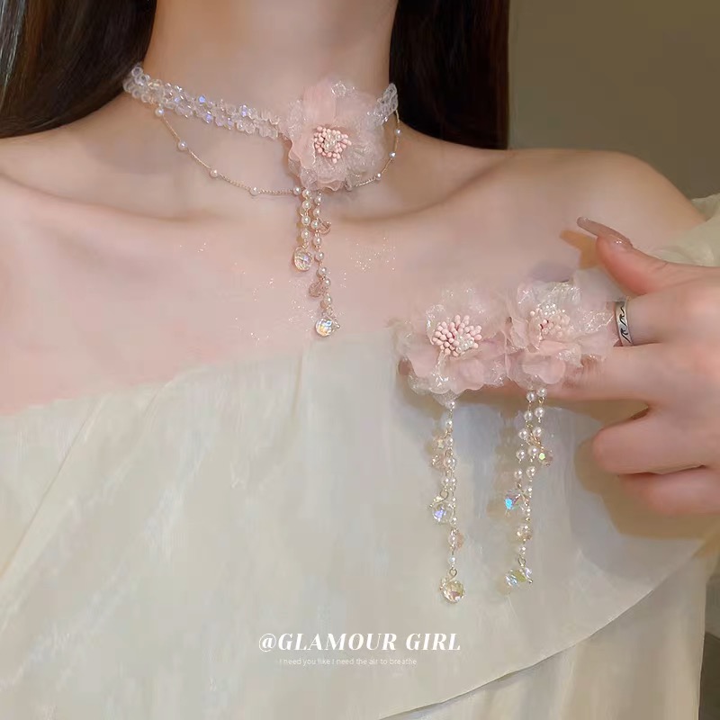 Fake flower earrings and necklace set