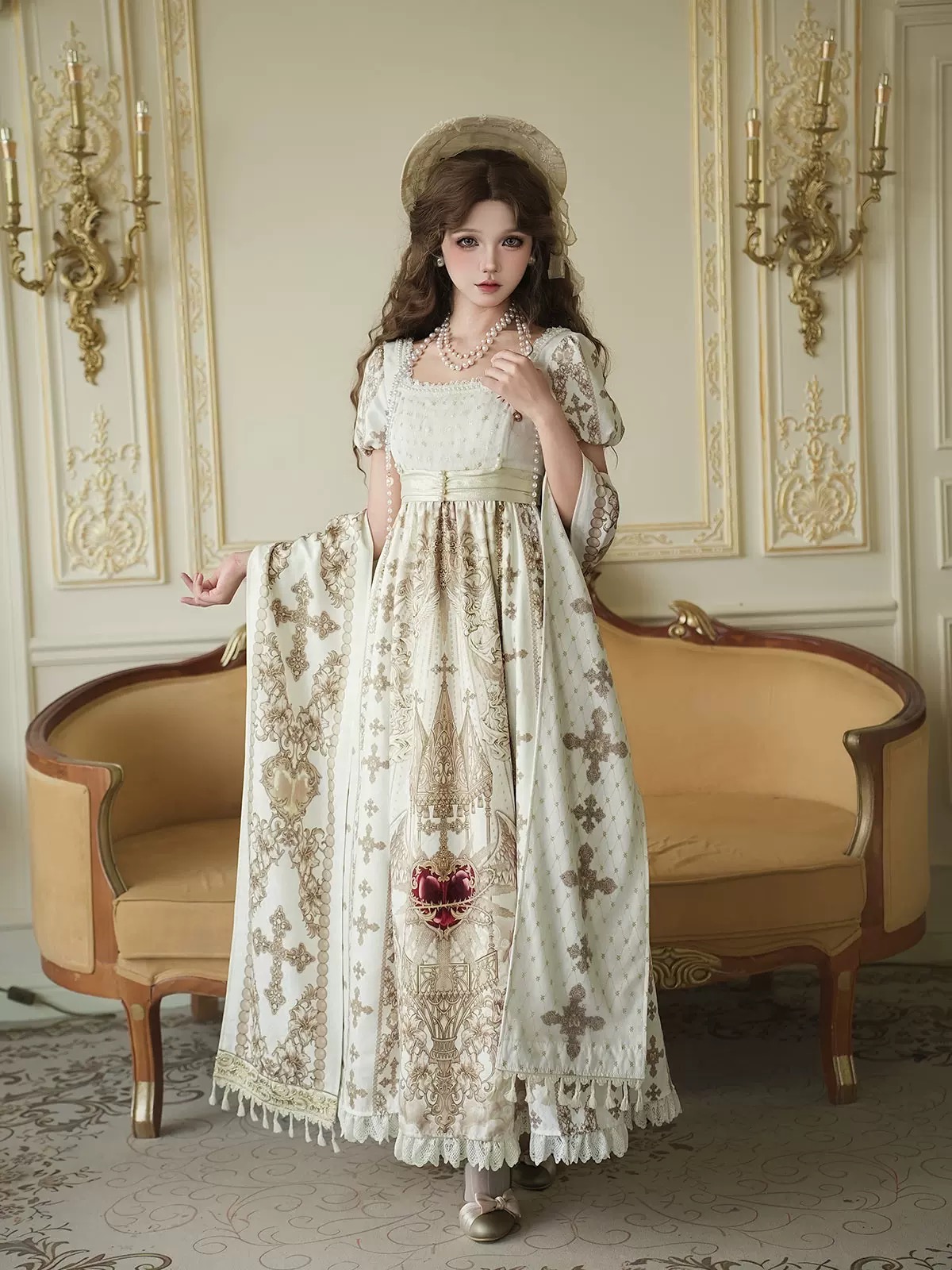 The Lolita Retro Court Elegant OP Dress Set is inspired by the “Unknown Starry Sky Original Sacred Coronation” collection.