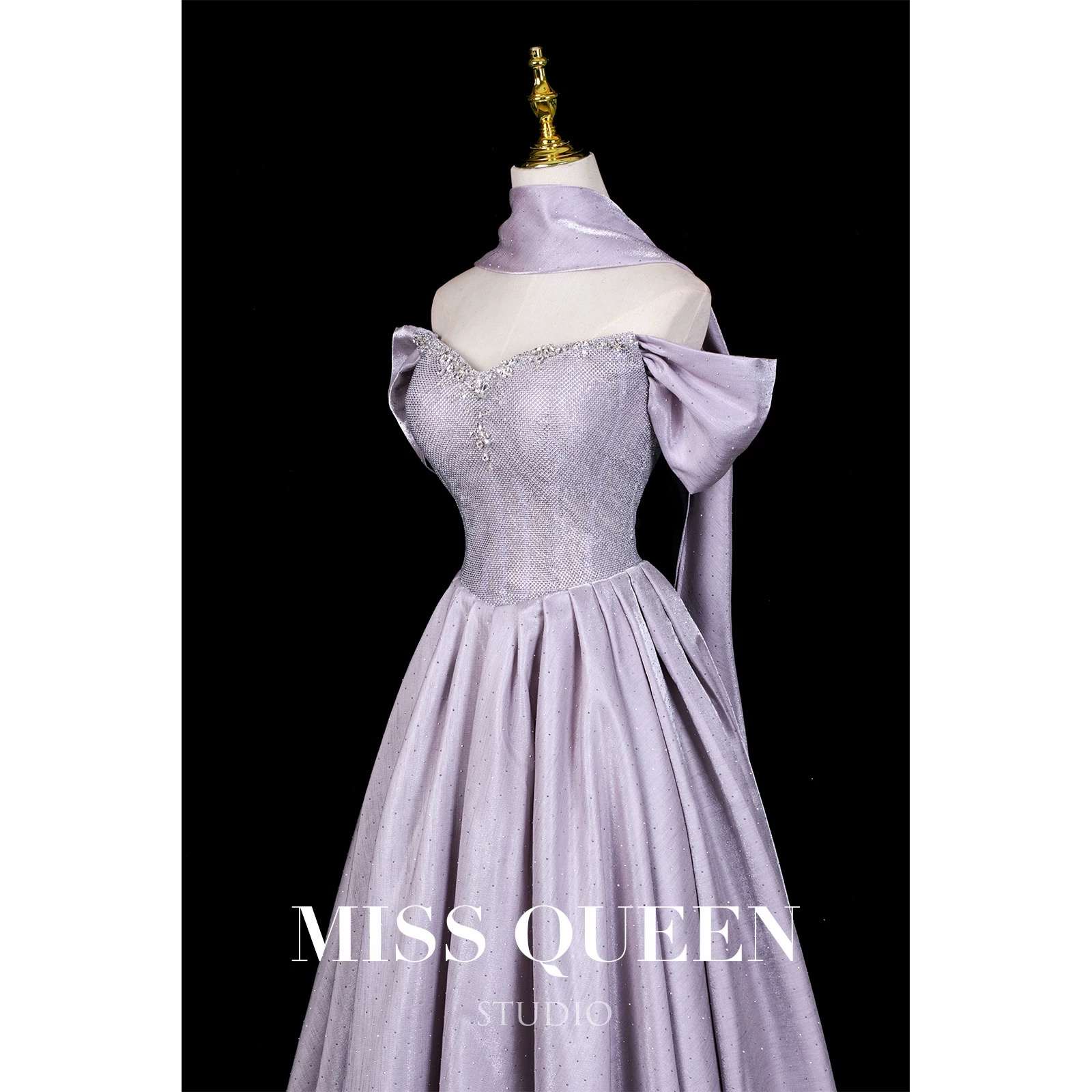 Sweet, elegant and luxurious princess-style off-the-shoulder evening gown for brides and coming-of-age ceremonies MQ40