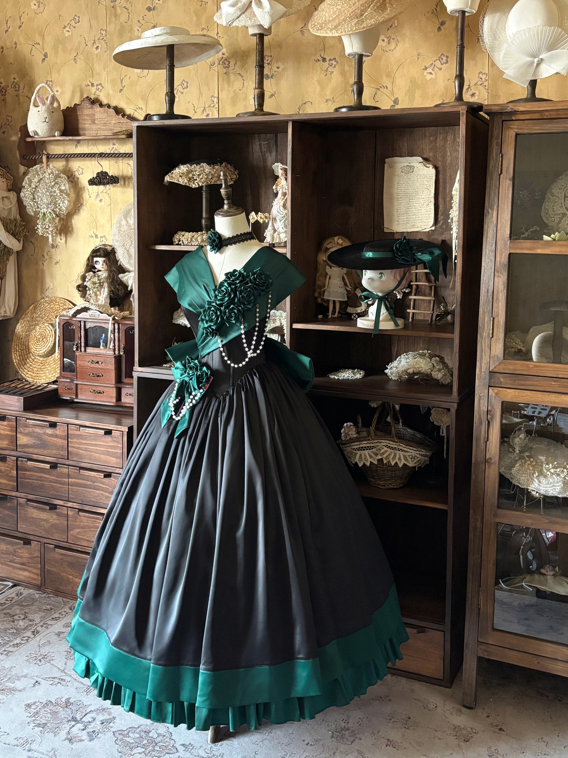 ( Pre Order ) Rose by Treasure Box Factory