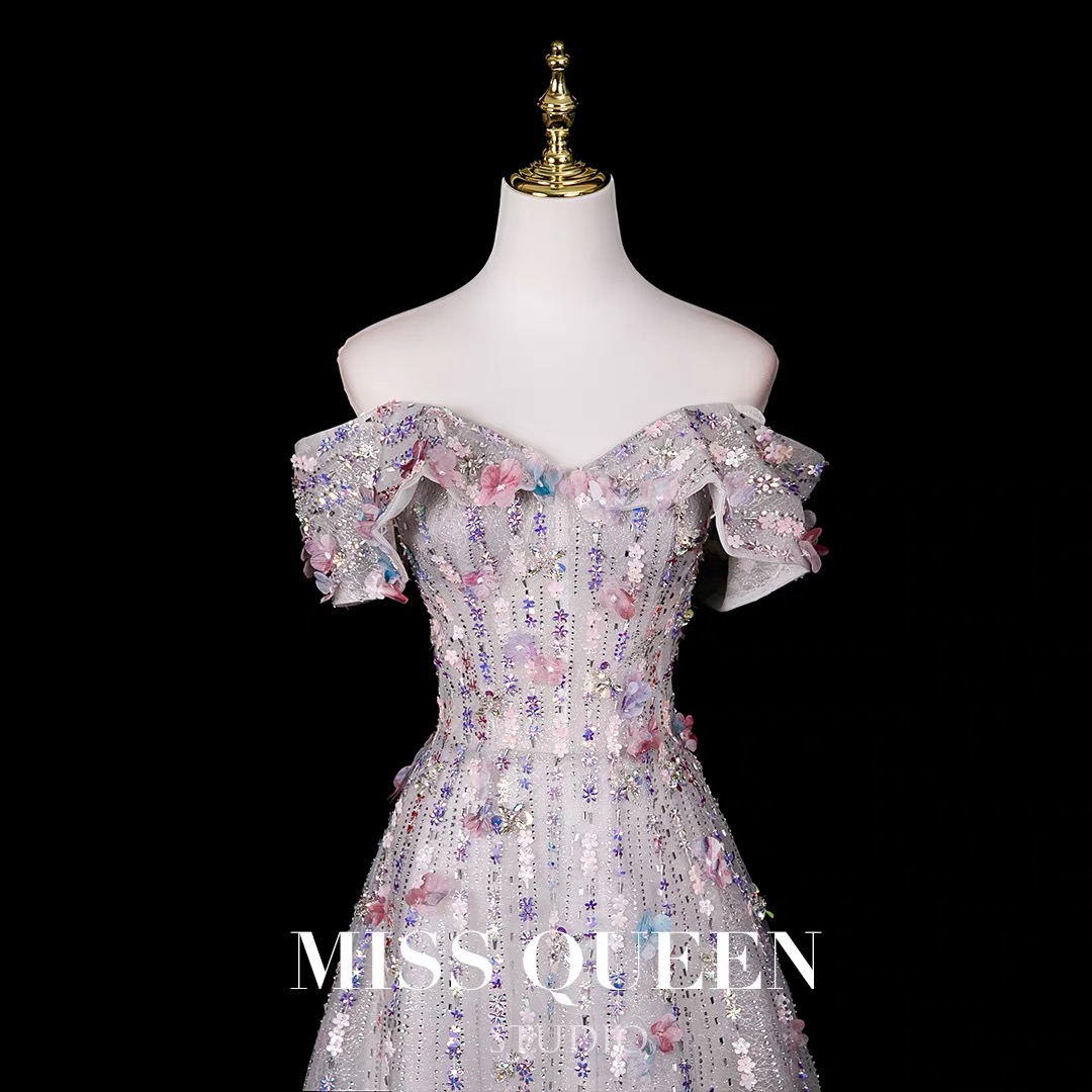 Elegant evening dresses, delicate and gentle wedding dresses, belonging to the high-end luxury segment MQ80