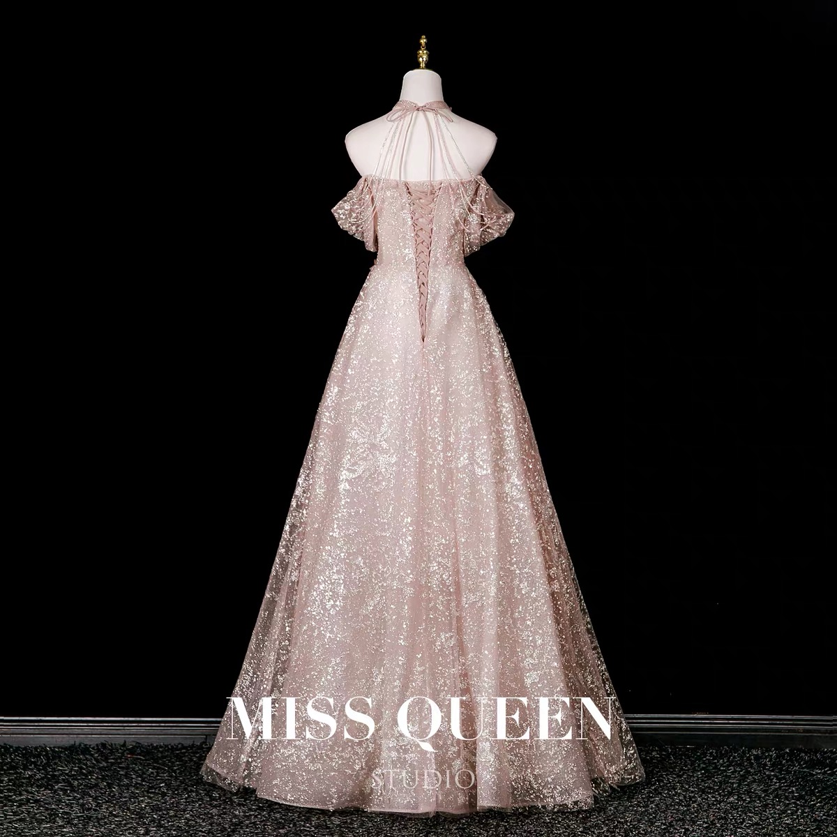 Elegant evening dresses, delicate and gentle wedding dresses, belonging to the high-end luxury segment MQ90