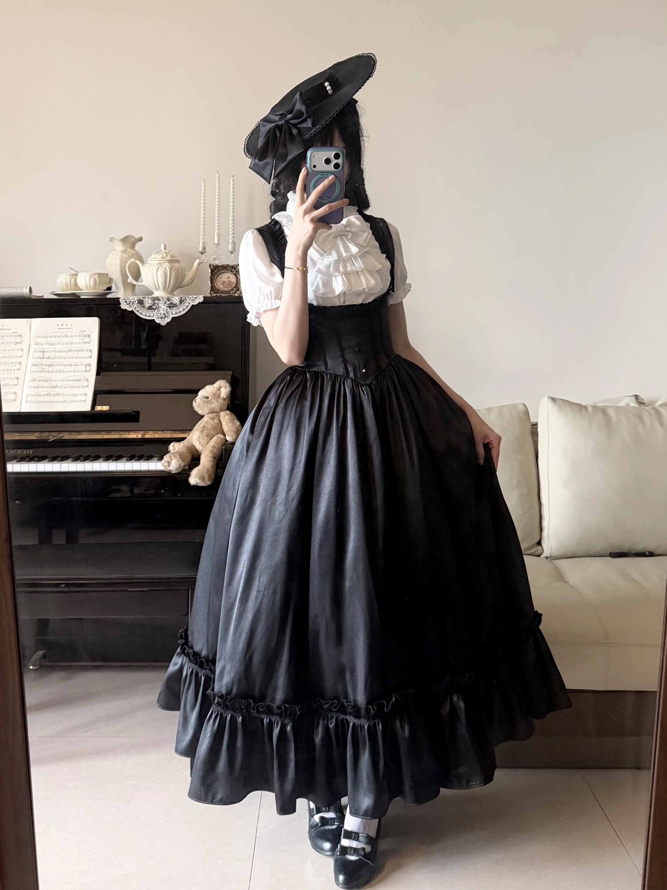 ( Pre Order ) Miss Winter by Alice In Wonderland