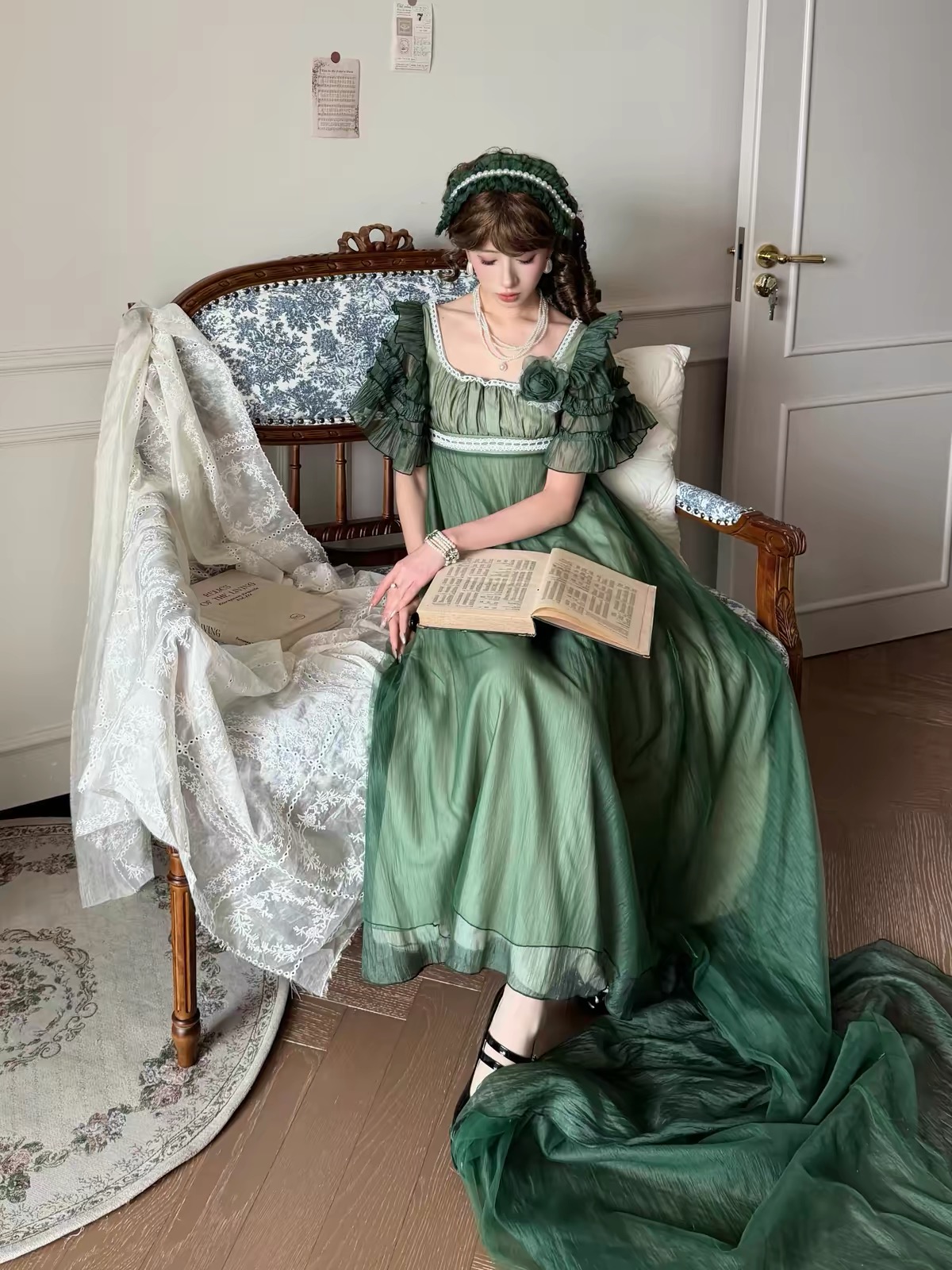 ( Pre Order ) Royal dress by Suíyì