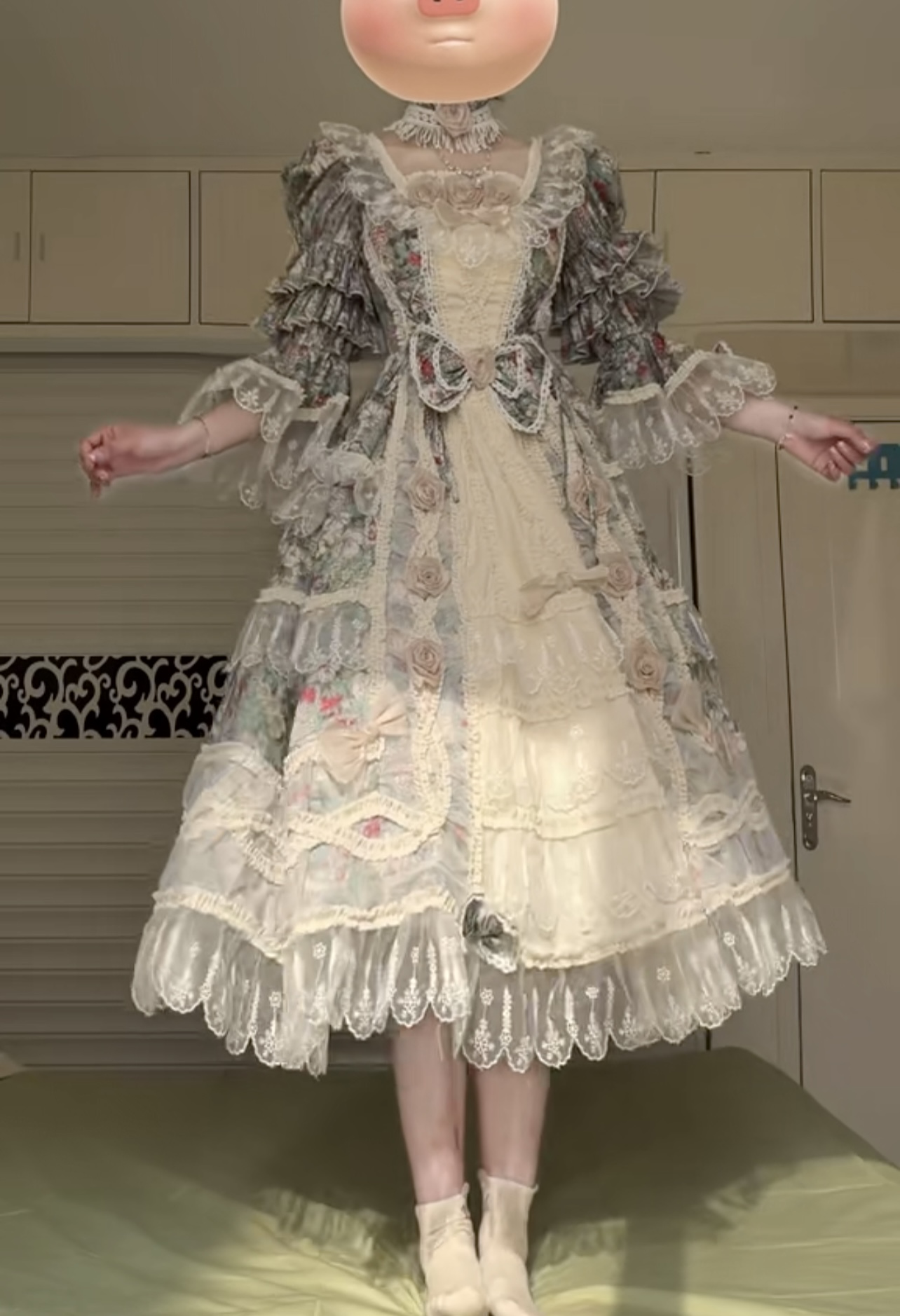 Rococo Florist by Daily Cherry