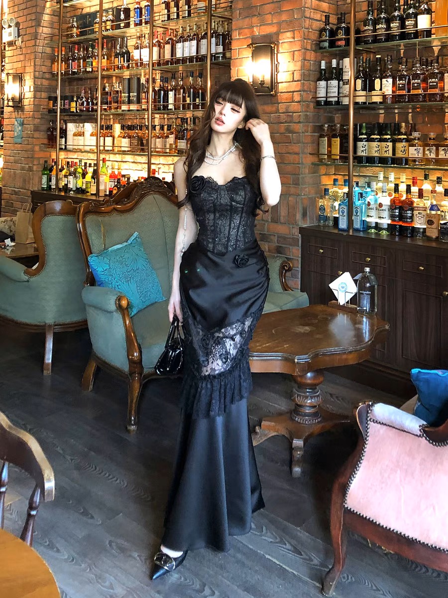Black swan lace dress X Nan lixiang