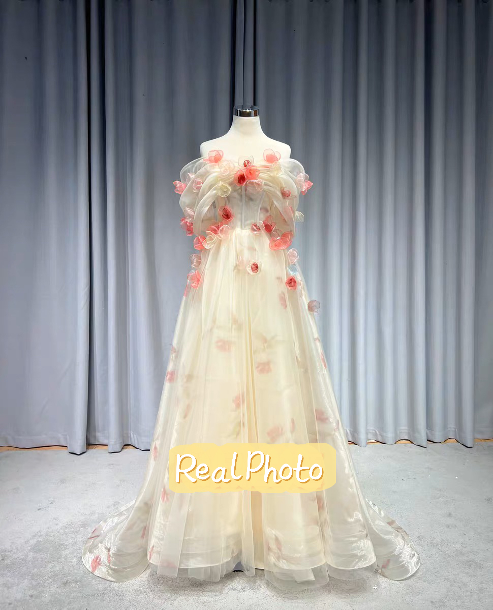 Petal party dress P400
