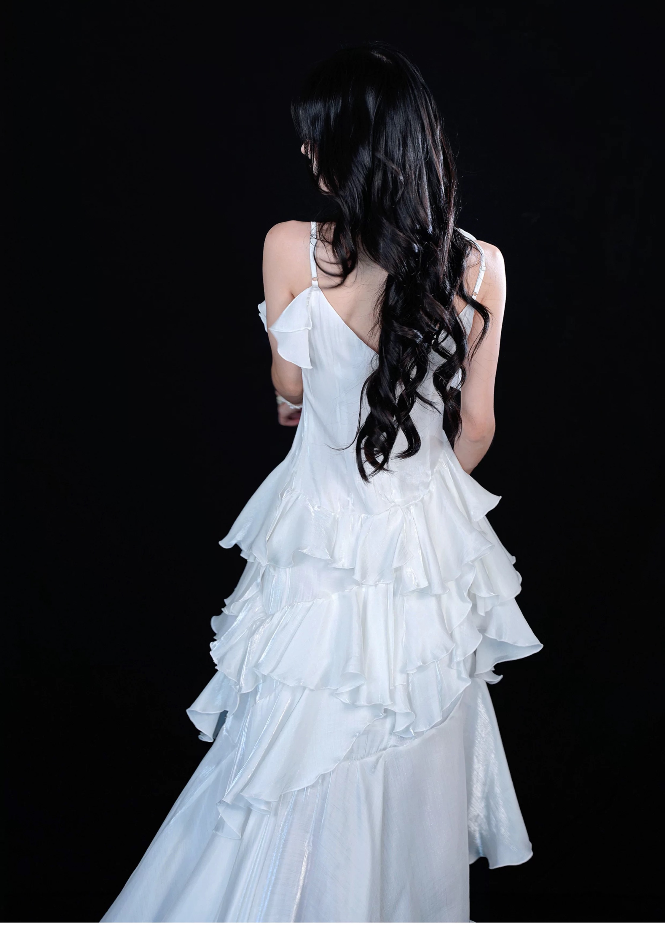 Light white nightgown with irregular pleats, moonlight style by Human Ephemera EasCandy