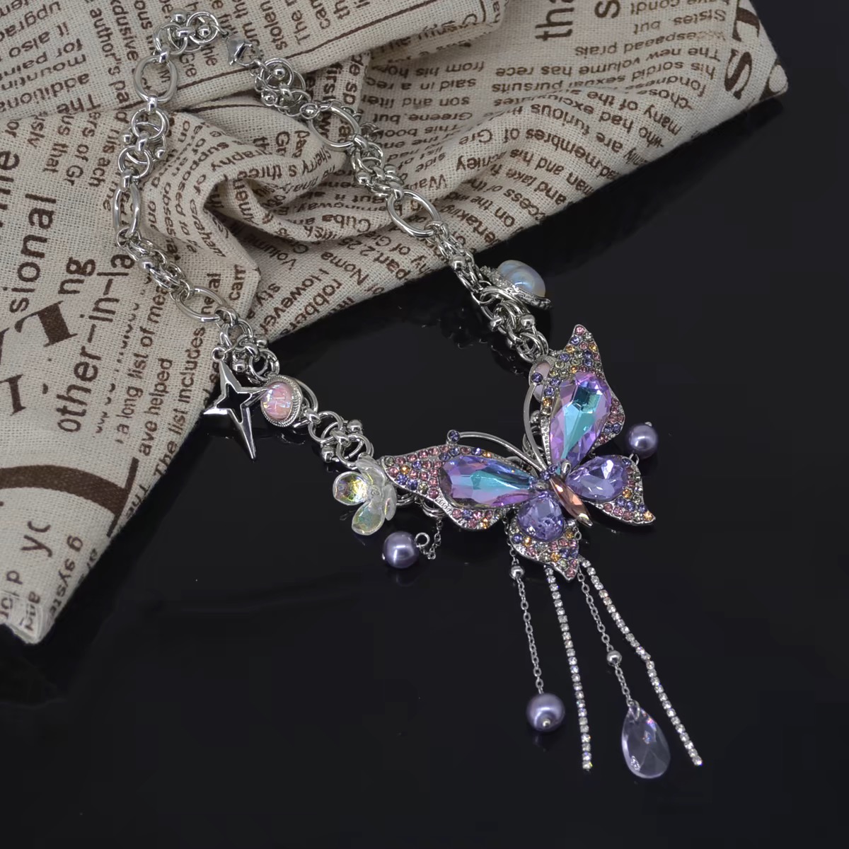 Butterfly necklace Acc30