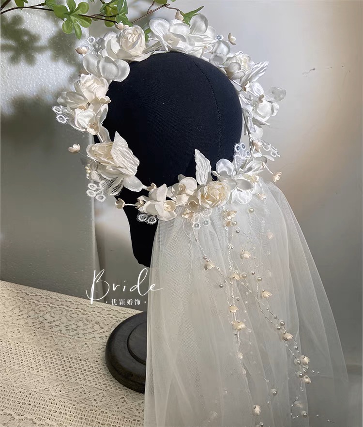 Wreath and bridal veil