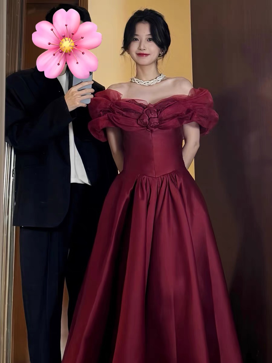 Red evening gown for party R4050