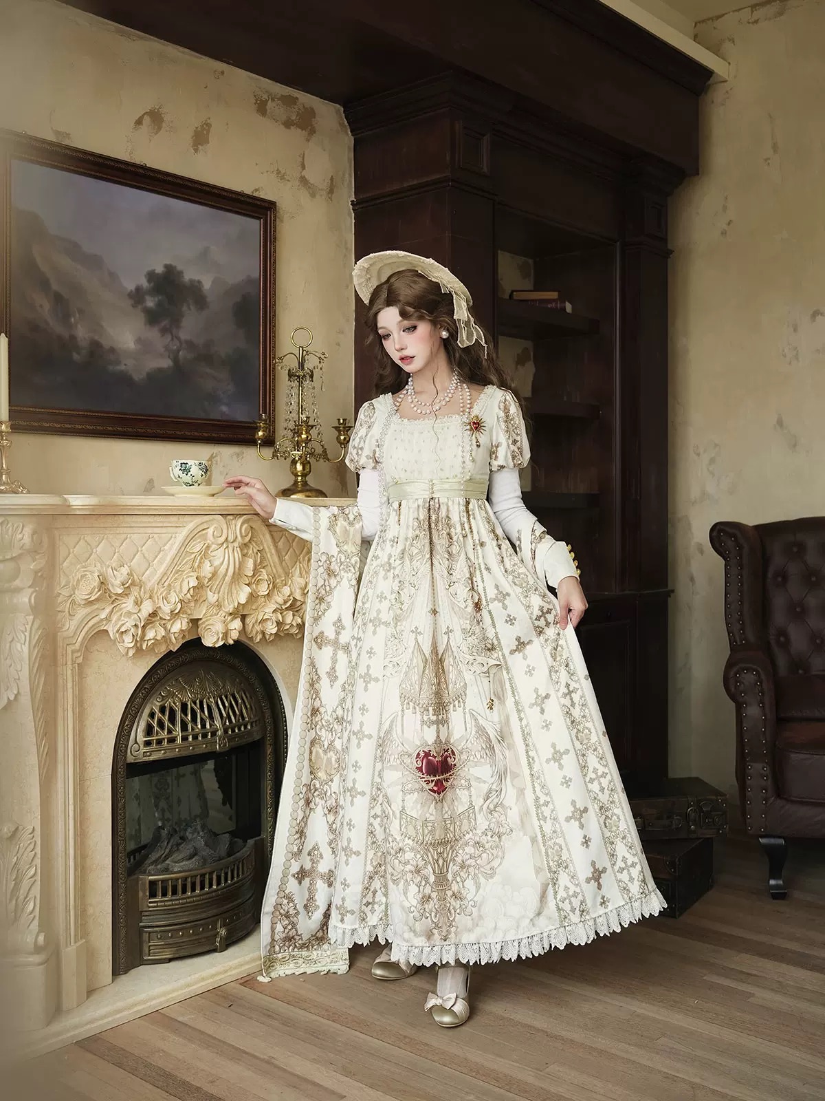 The Lolita Retro Court Elegant OP Dress Set is inspired by the “Unknown Starry Sky Original Sacred Coronation” collection.