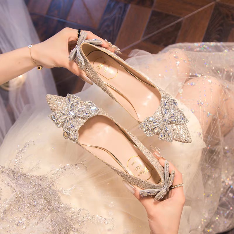 Crystal high heel shoe M01