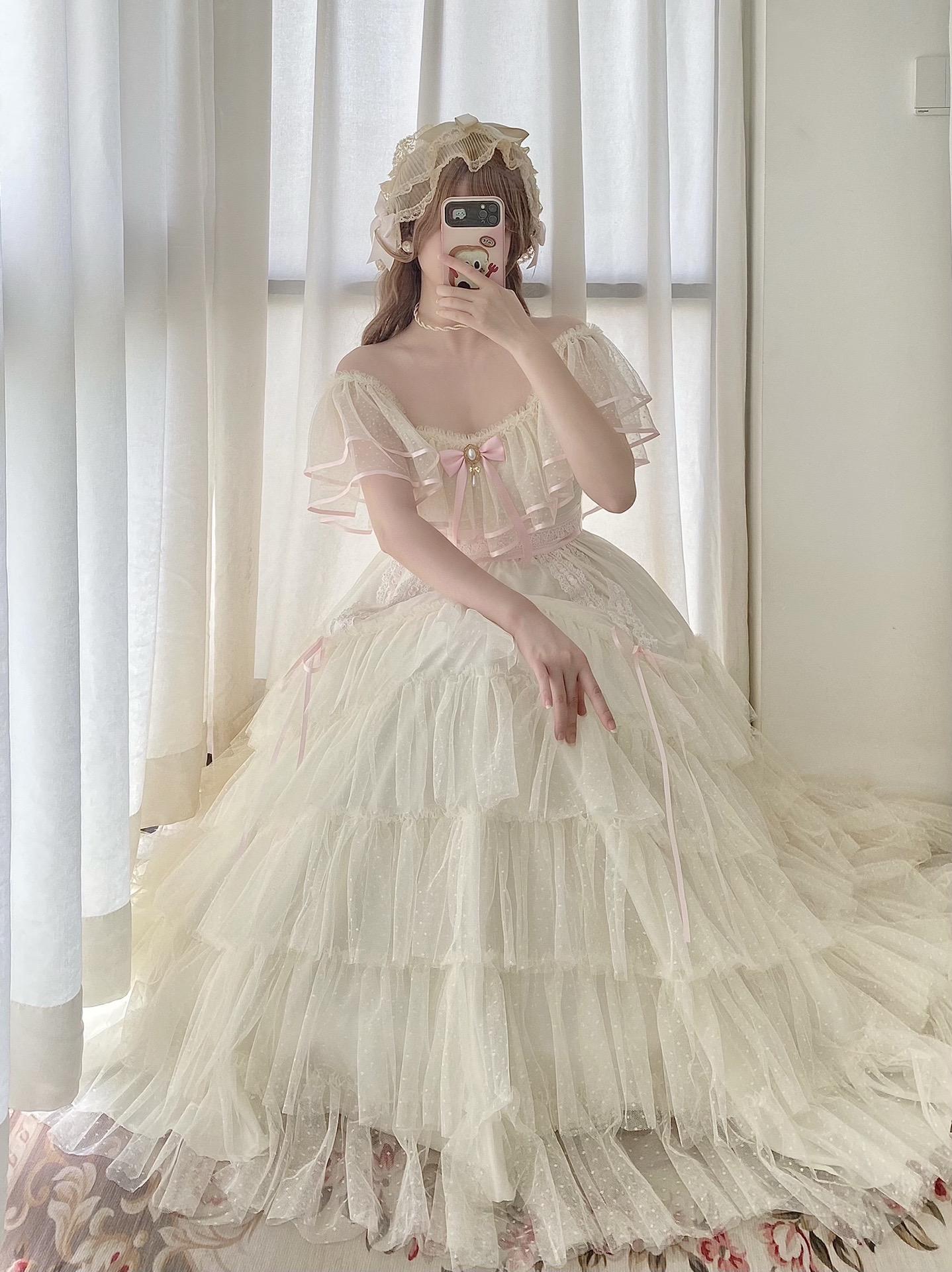 ( Stop Selling ) Rococo champagne X Hezi's family has a cat