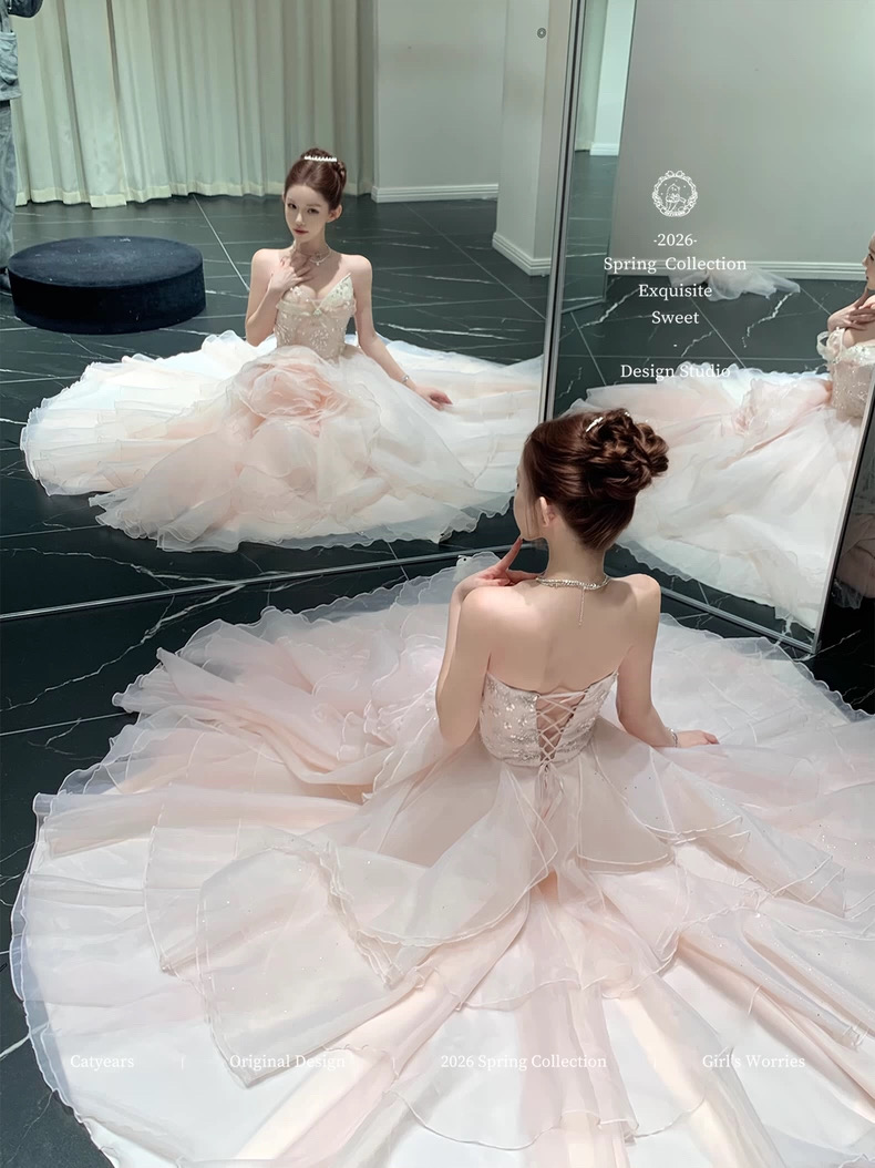 ( Pre Order ) A Moment of Happiness by Catyears