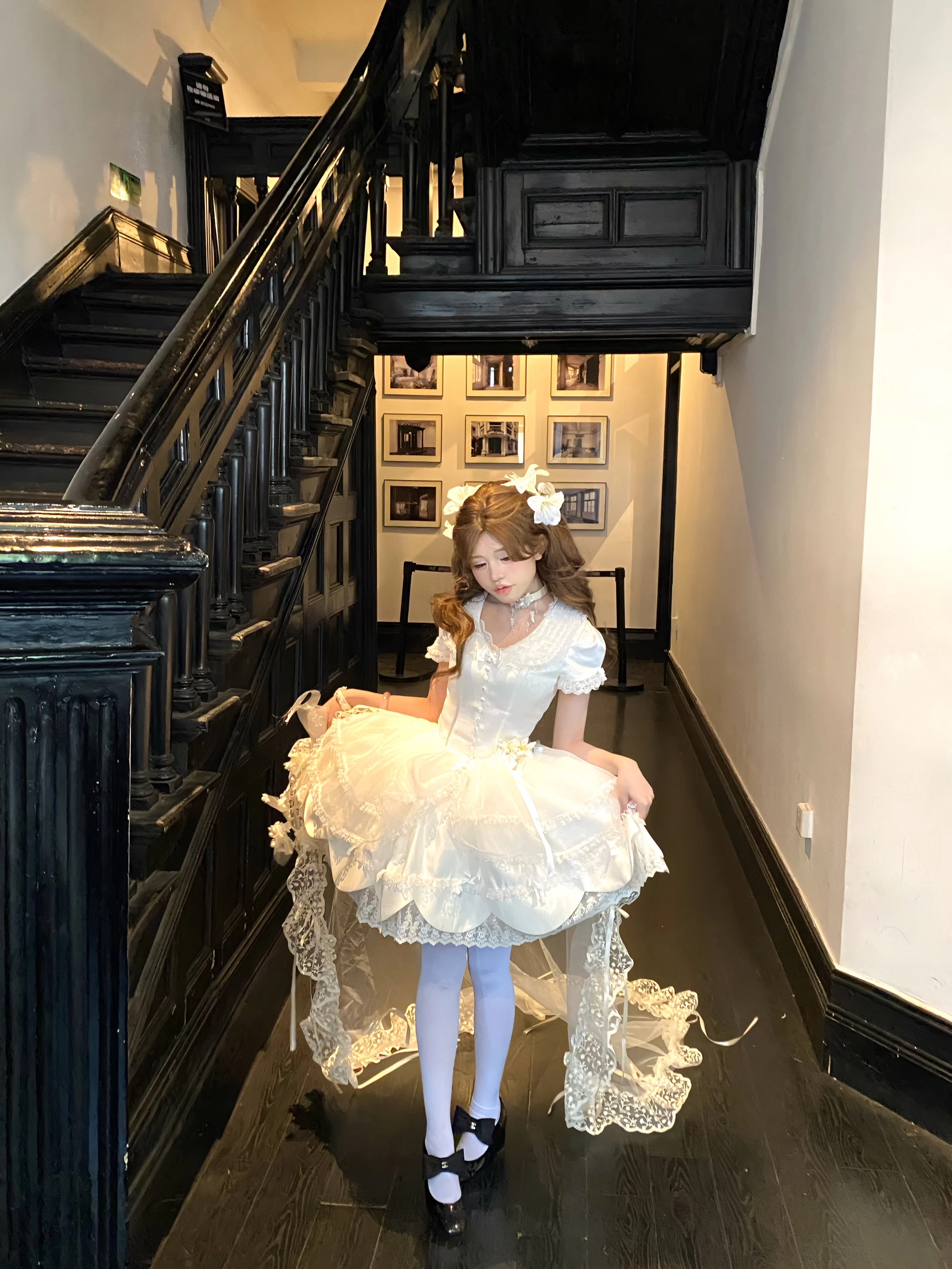 Pure white retro style dress 