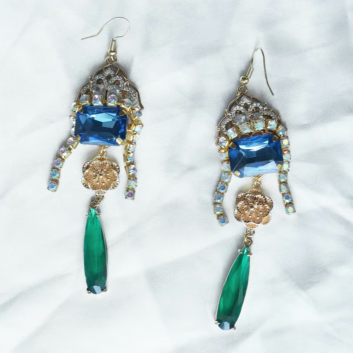 ( Pre Order ) Dance of Prismatic Gems by Jingli Carpe Koï