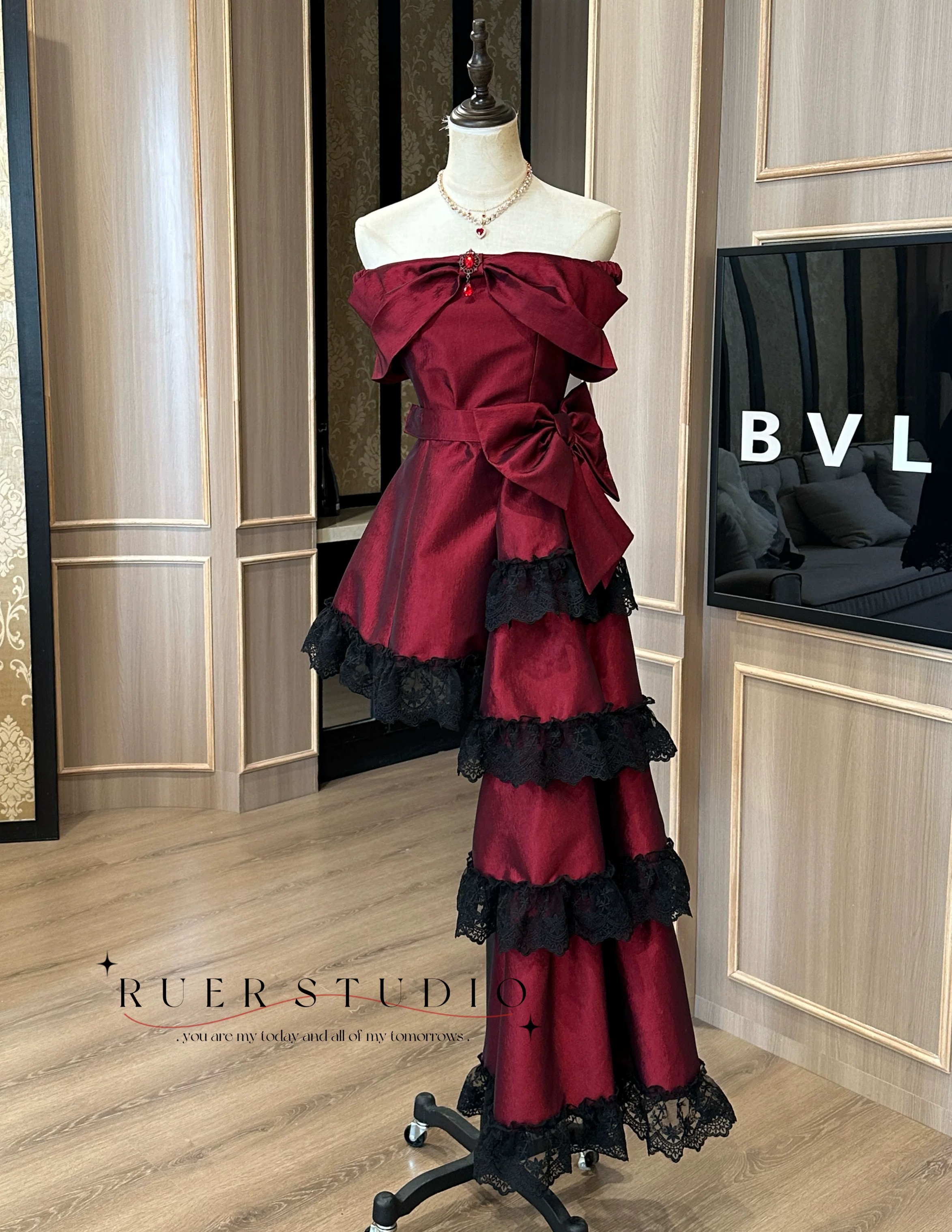 Princess birthday dress by Ruer