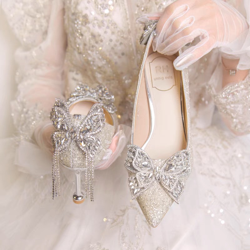 Crystal high heel shoe M01
